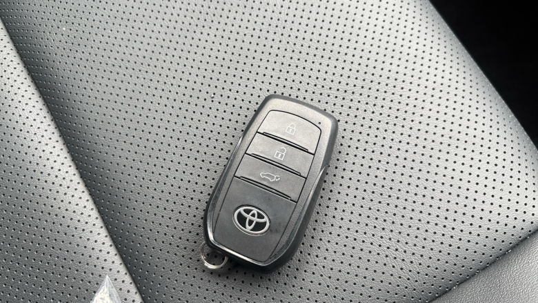 Toyota Prius 2.0 PHEV Excel 5dr CVT Hatchback